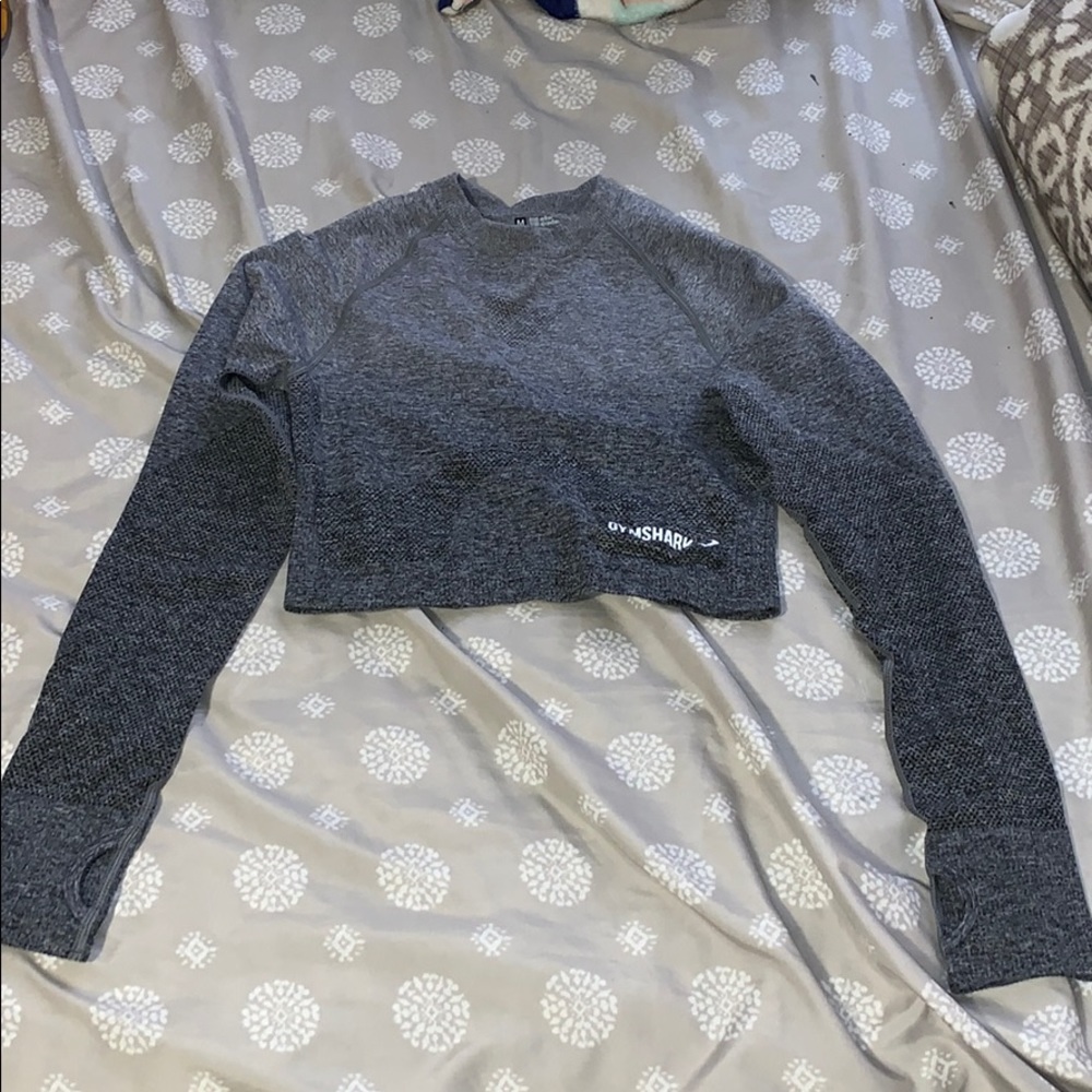 Gym shark workout top